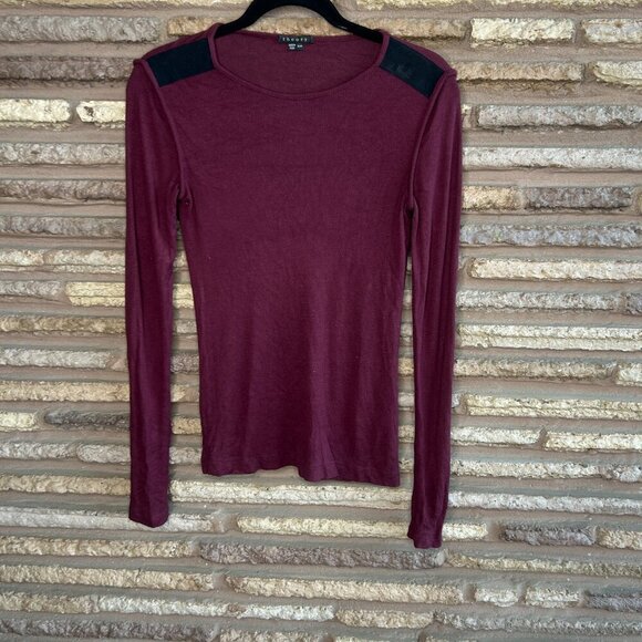 Theory Mulberry with Black Shoulders Long Sleeve T-Shirt Size Small - Picture 5 of 6